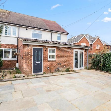 Pass The Keys Spacious And Very Modern Family Home, Central Windsor Dış mekan fotoğraf
