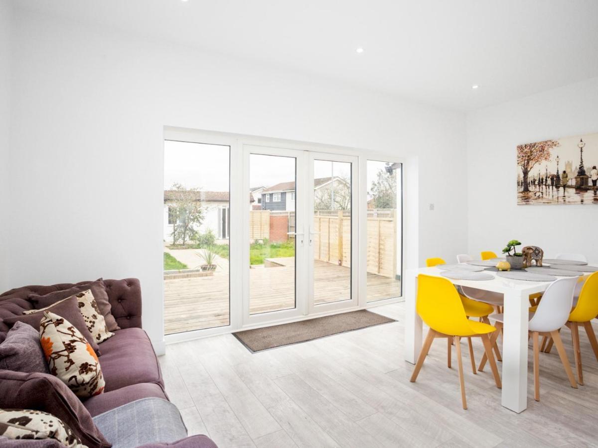 Pass The Keys Spacious And Very Modern Family Home, Central Windsor Dış mekan fotoğraf