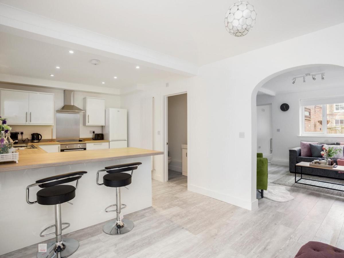 Pass The Keys Spacious And Very Modern Family Home, Central Windsor Dış mekan fotoğraf